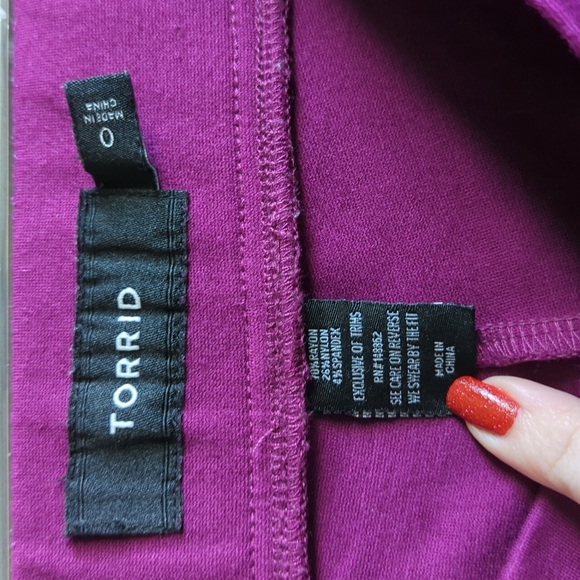 Torrid Ponte Purple Cropped Pants - Picture 6 of 6
